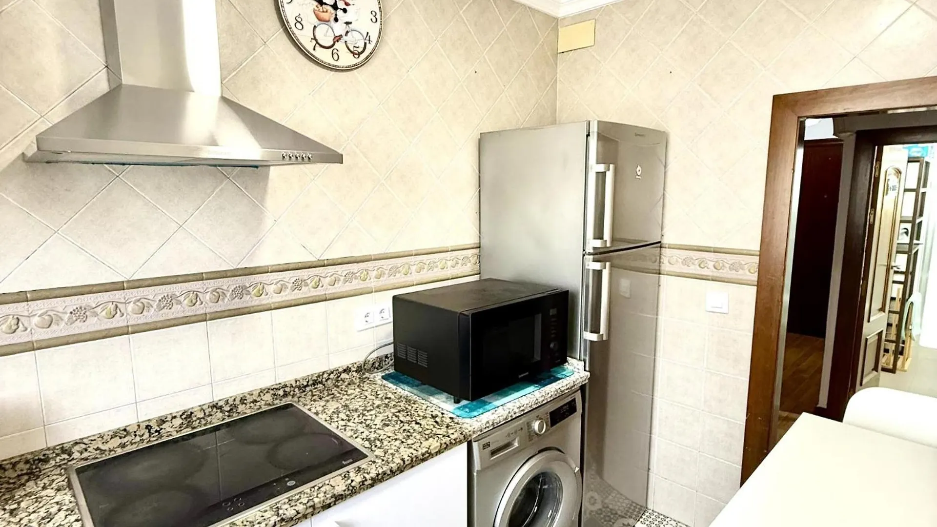 Apartment Los 3 Hermanos By Staycare Rota